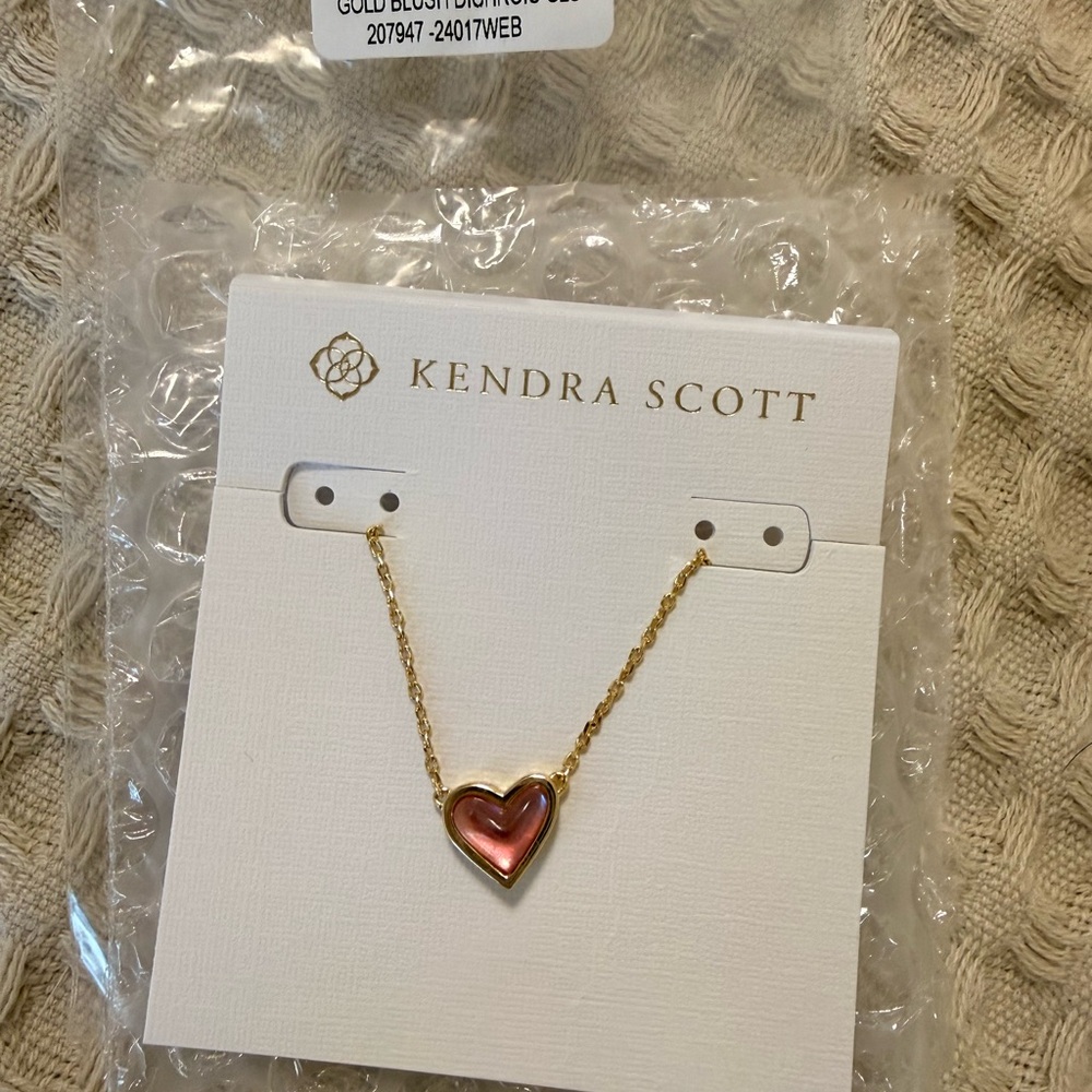 Kendra Scott Gold Heart Necklace with Pink Center